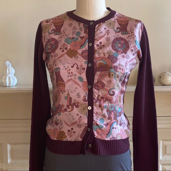 Cardigan with silk novelty print front - Picture 3 of 4